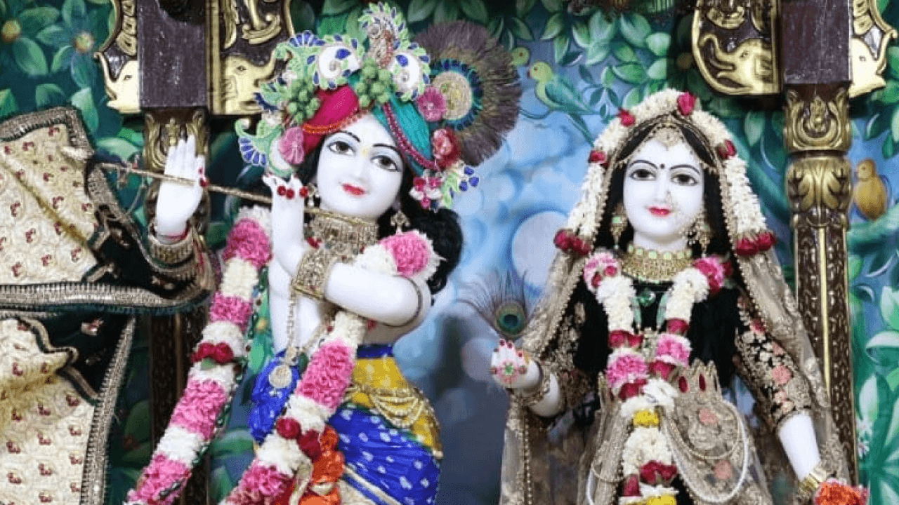 Govardhan, Annakut Puja, Shri Radha Krishna Abhishek and Maha Aarti