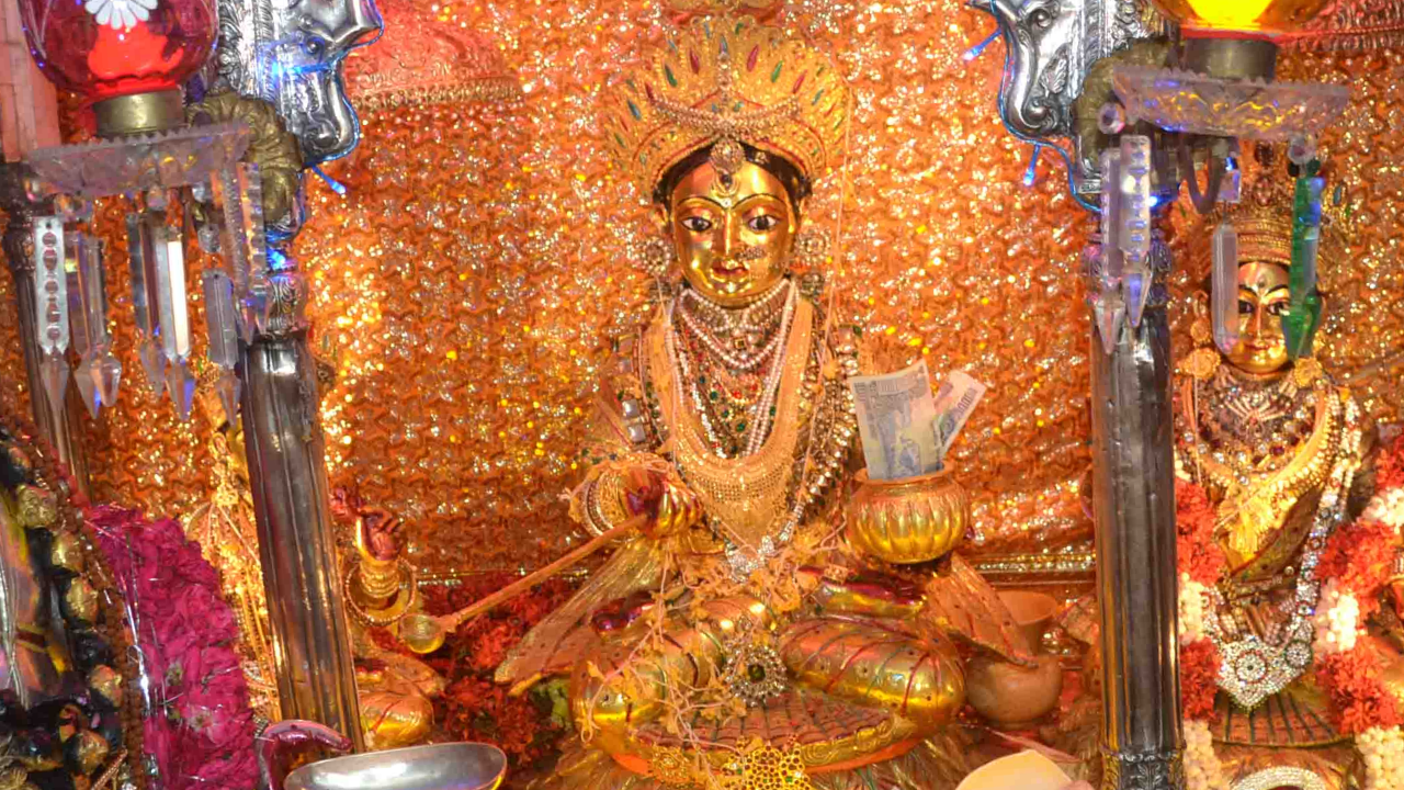Annapurna Sahasranama Kumkum Archana Puja for Wealth and Luxury